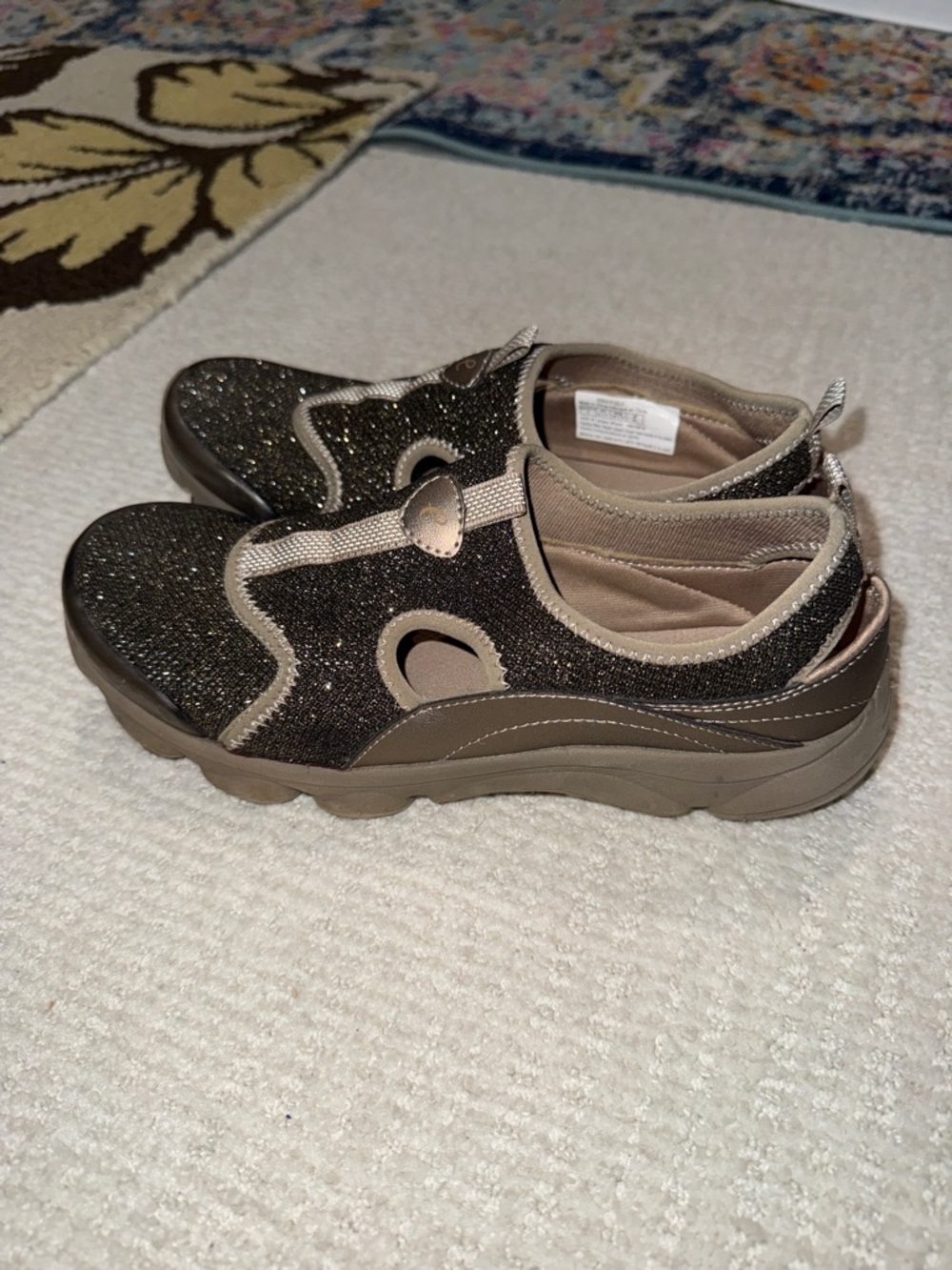 Easy Spirit Women's Glitter Slip-On Sneakers in silver grey